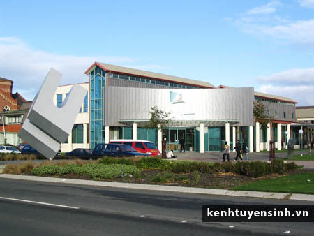 Học viện quốc tế Manukau Institute of Technology